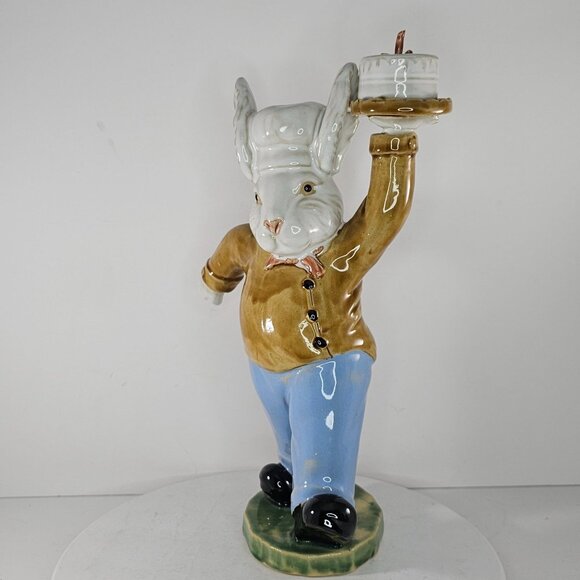 Andrea By Sadek Ceramic Bunny Rabbit Figurine Chef Walking Holding Cake *FLAW* - Picture 6 of 9
